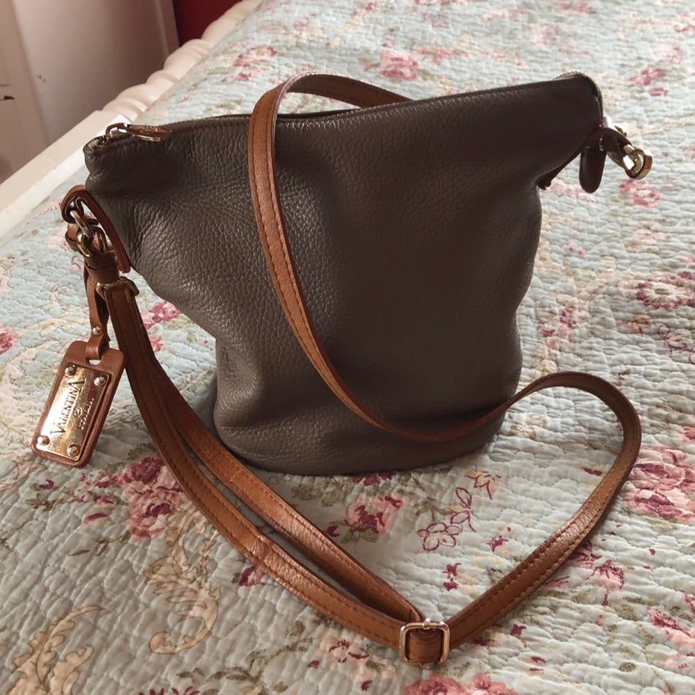 Valentina leather bucket bag